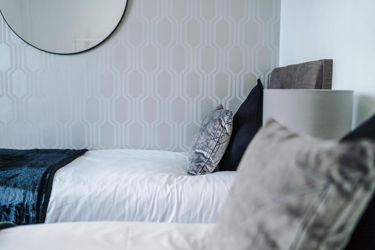 3 Bedroom House Manchester Hosted By Mcr Dens Екстер'єр фото