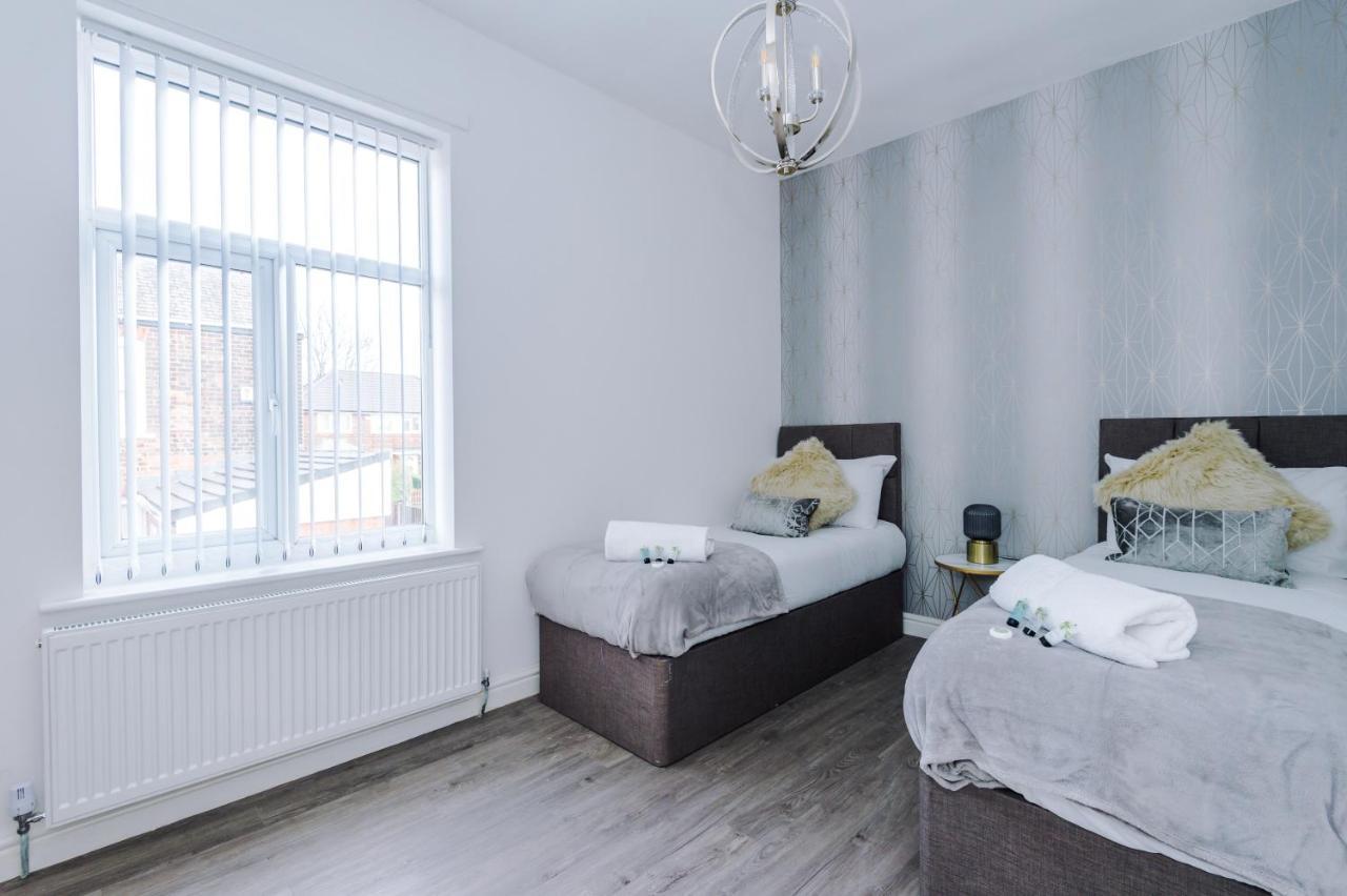 3 Bedroom House Manchester Hosted By Mcr Dens Екстер'єр фото