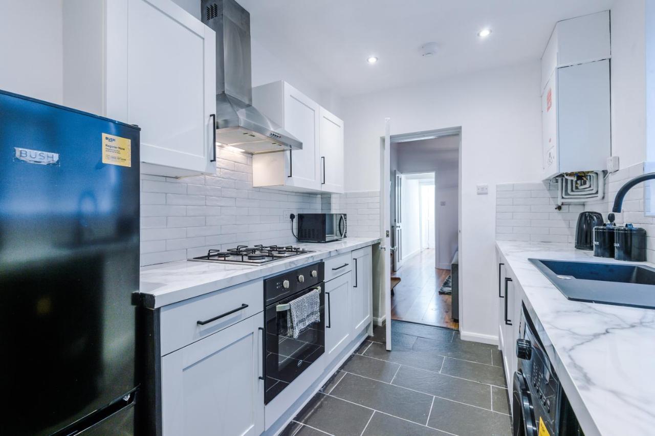 3 Bedroom House Manchester Hosted By Mcr Dens Екстер'єр фото